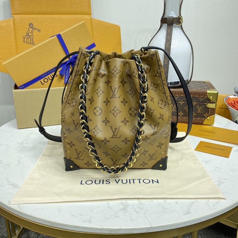 Louis Vuitton crossbody bag