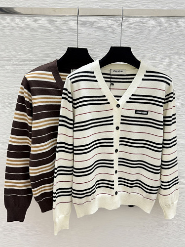 Sweater from Scarlettluxury