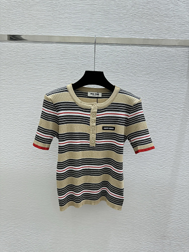 Sweater from Scarlettluxury