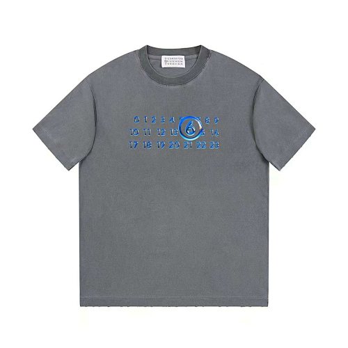 Tee from Scarlettluxury