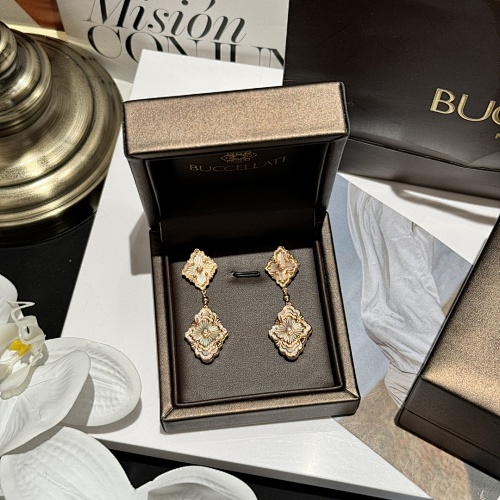 Earrings from Scarlettluxury