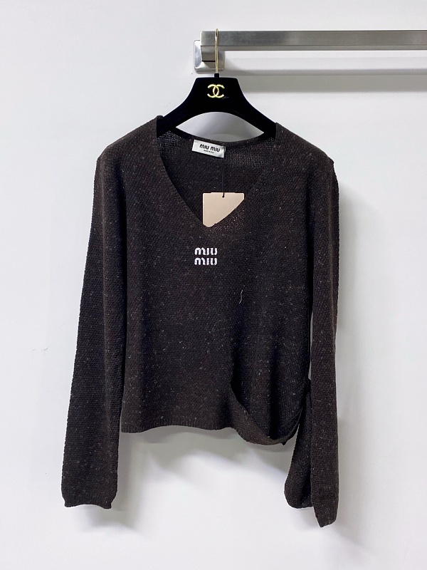 Long sleeve from Scarlettluxury