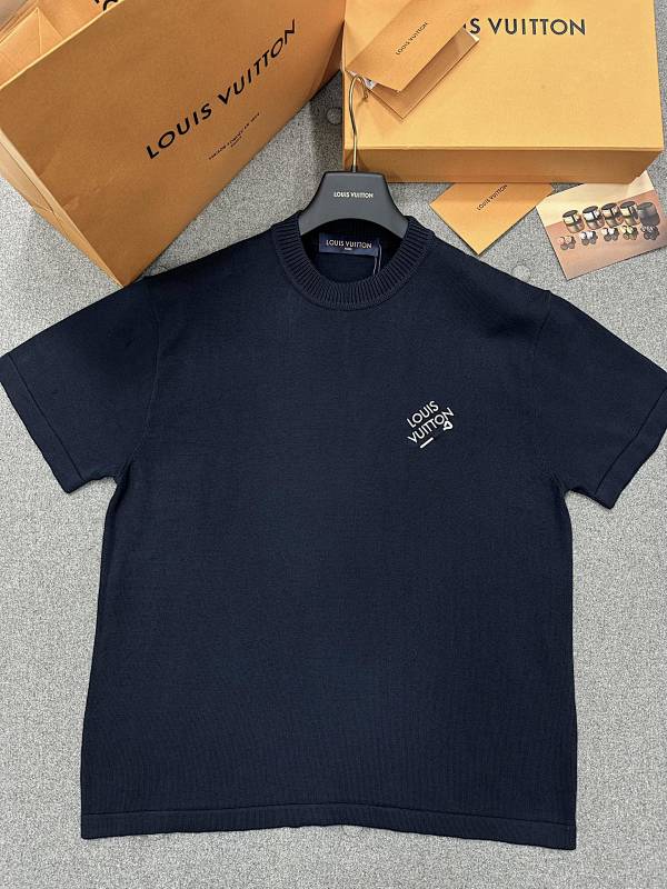 Tee from Scarlettluxury
