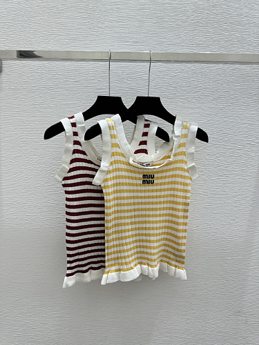 Sweater from Scarlettluxury