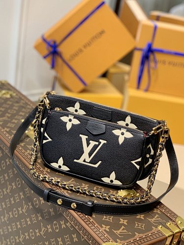 Louis Vuitton crossbody bag