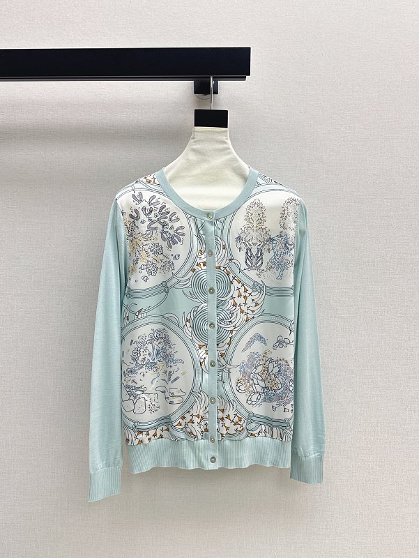 Sweater from Scarlettluxury