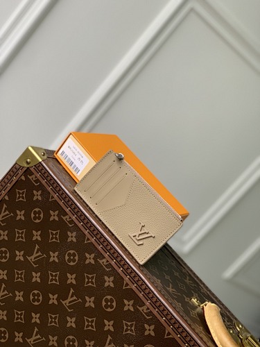 Louis Vuitton card holder