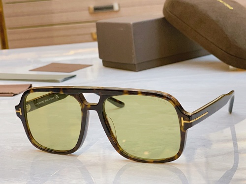 Glasses from Scarlettluxury