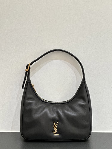 Shoulder bag from Scarlettluxury