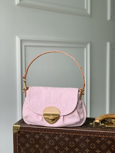 Louis Vuitton crossbody bag