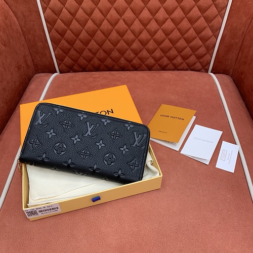 Wallet from Scarlettluxury