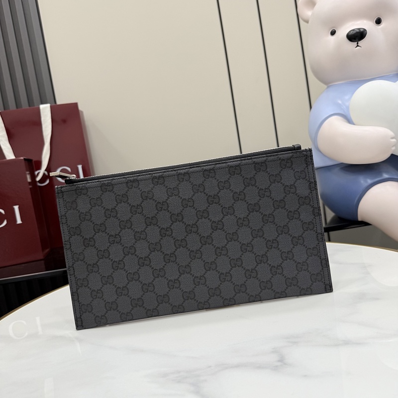 Gucci clutch