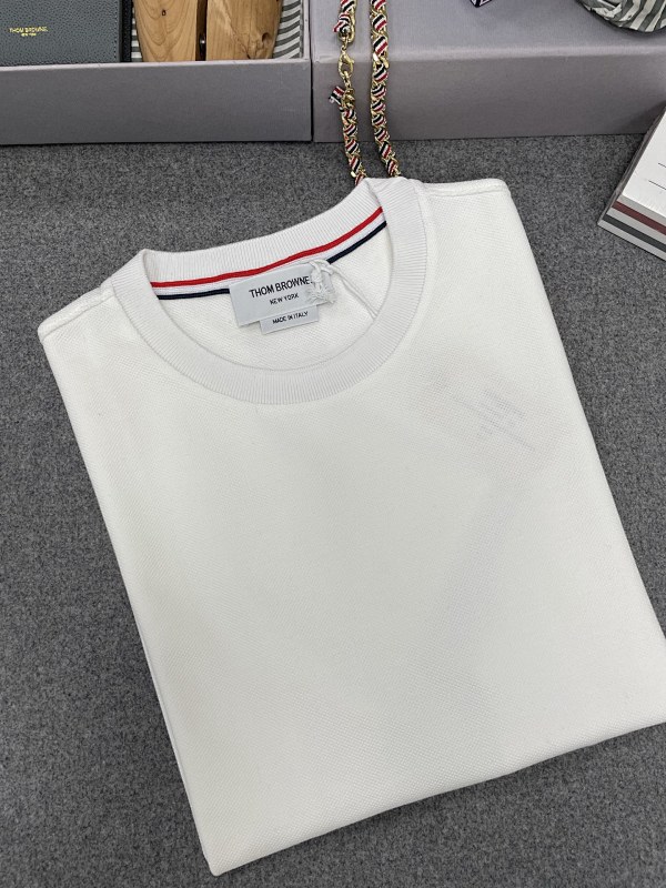 Sweater from Scarlettluxury