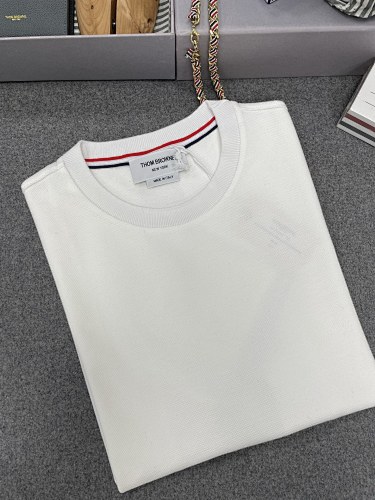 Sweater from Scarlettluxury