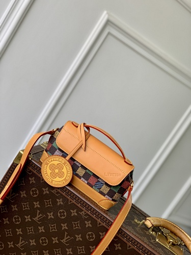 Louis Vuitton crossbody bag