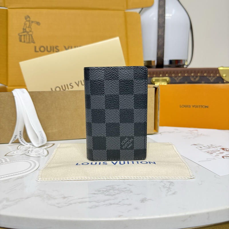 Card holder from Scarlettluxury