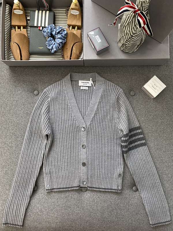Sweater from Scarlettluxury