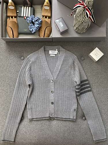 Sweater from Scarlettluxury
