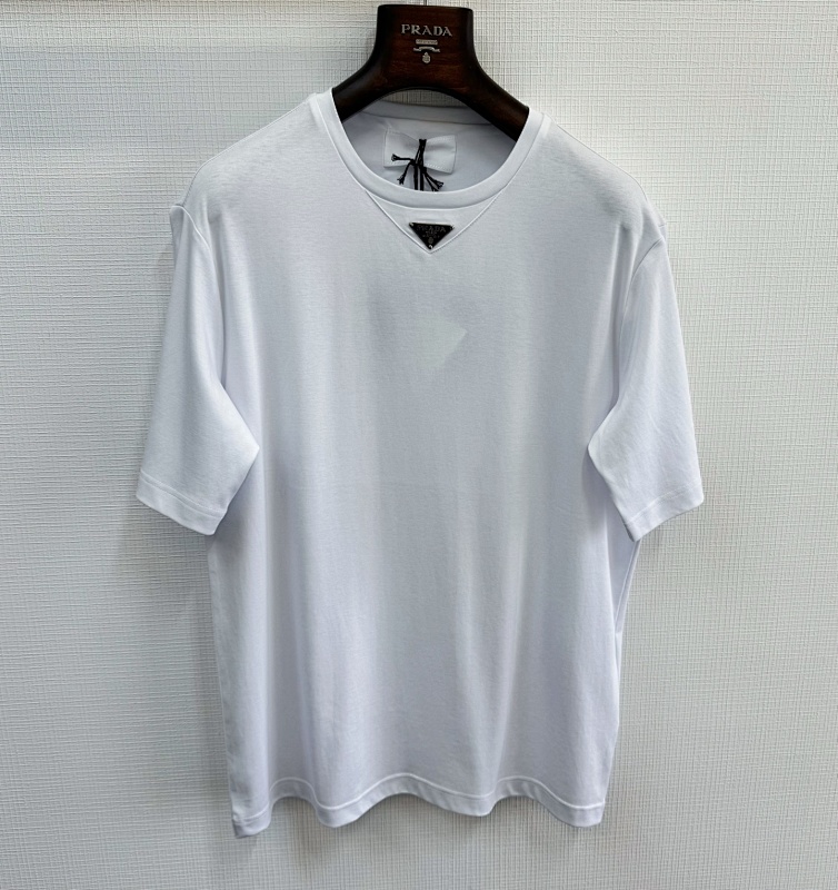 Tee from Scarlettluxury