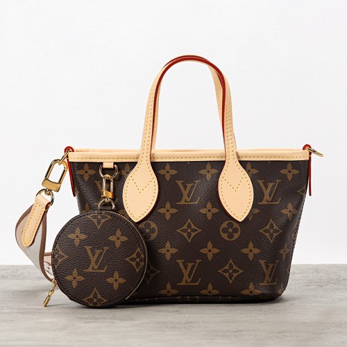 Louis Vuitton crossbody bag