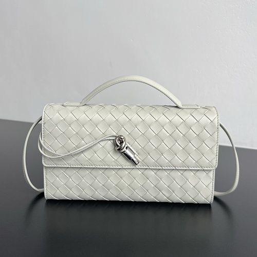 Crossbody bag from Scarlettluxury