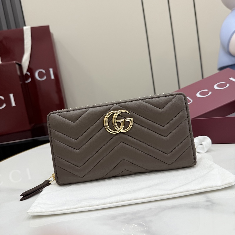 Wallet from Scarlettluxury