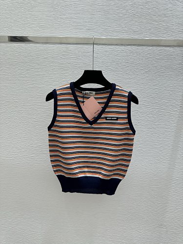 Sweater from Scarlettluxury