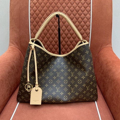 Louis Vuitton shoulder bag