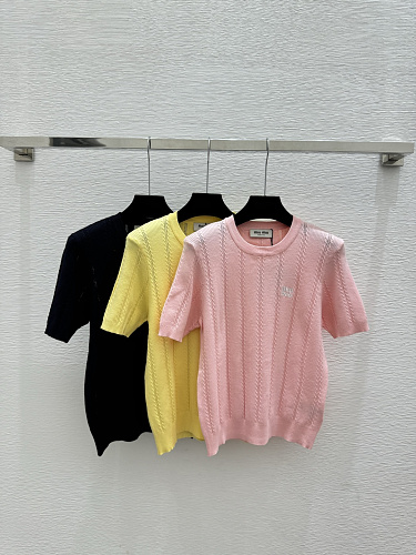 Sweater from Scarlettluxury