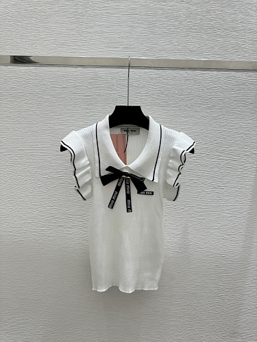 Sweater from Scarlettluxury