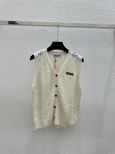 Sweater from Scarlettluxury
