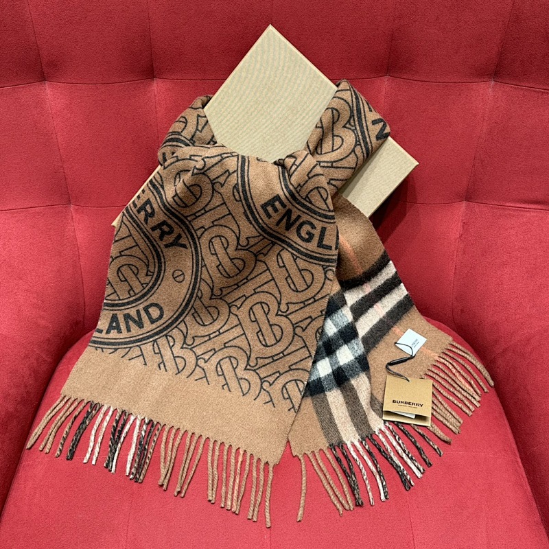 Scarf from Scarlettluxury