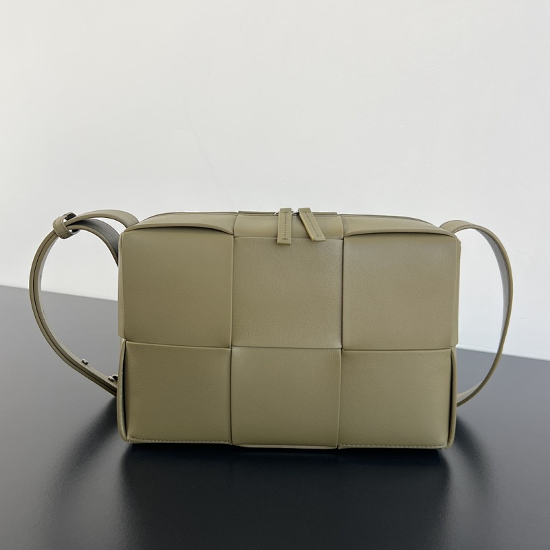 Camera bag from Scarlettluxury