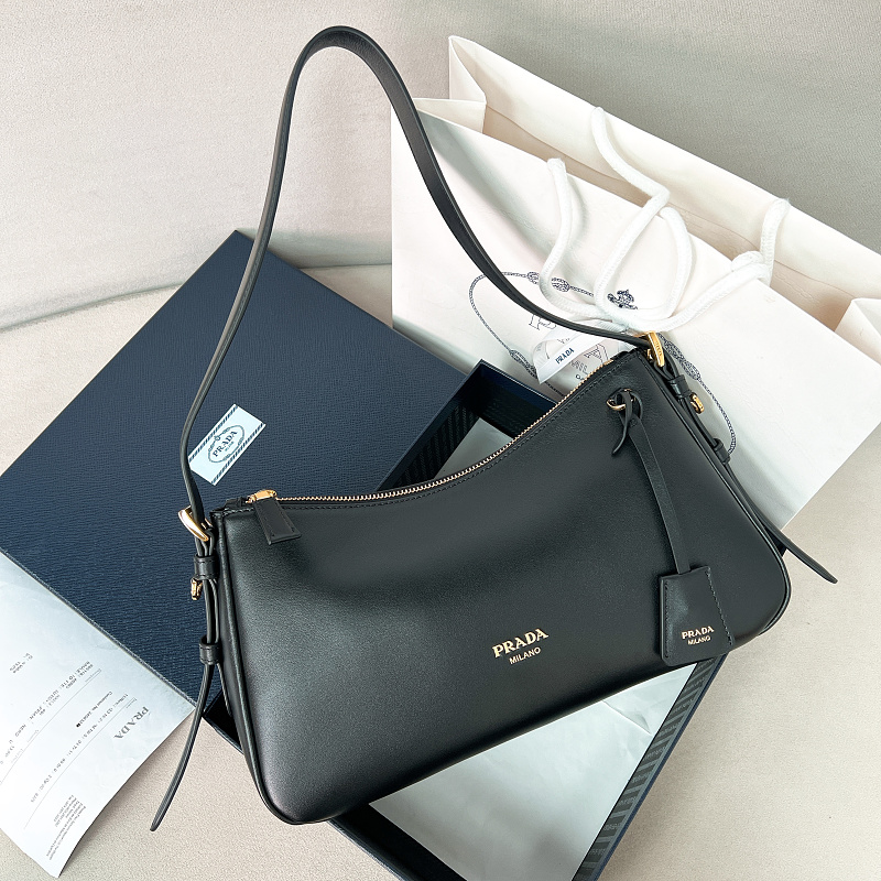 Shoulder bag from Scarlettluxury