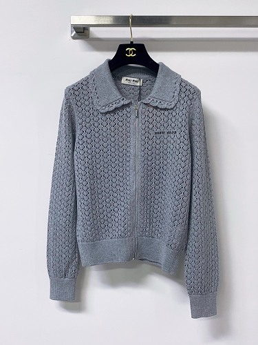 Sweater from Scarlettluxury