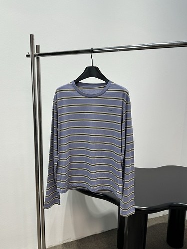 Sweater from Scarlettluxury