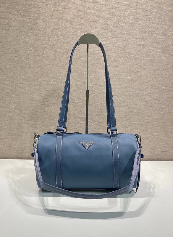 Travel bag from Scarlettluxury
