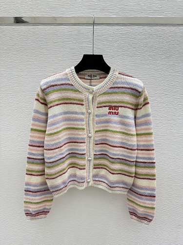 Sweater from Scarlettluxury