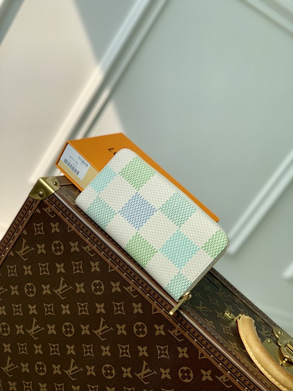 Wallet from Scarlettluxury