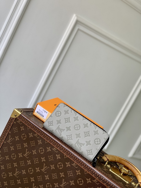 Louis Vuitton wallet