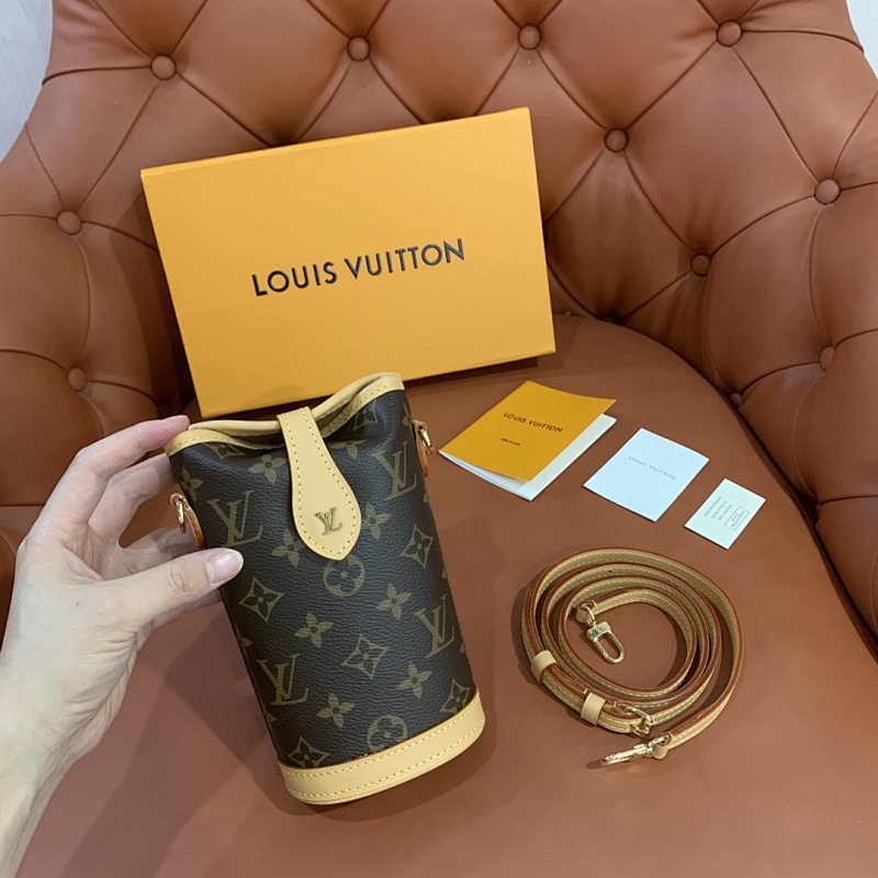 Louis Vuitton crossbody bag