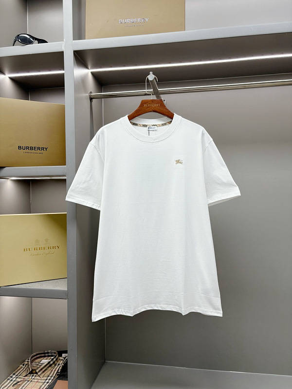 Tee from Scarlettluxury