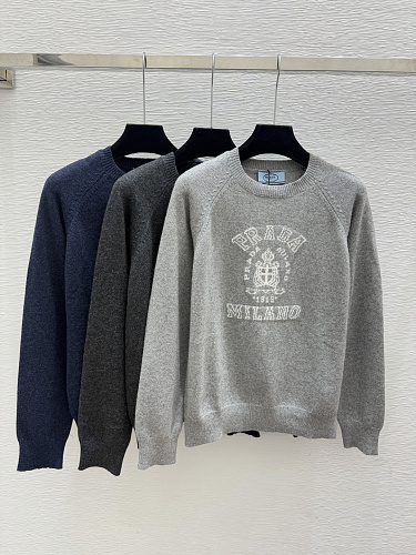 Sweater from Scarlettluxury