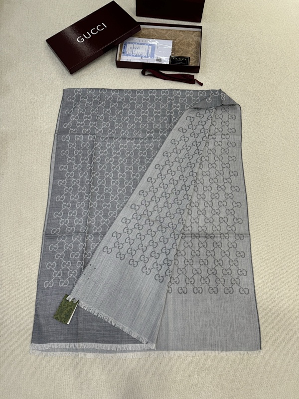Scarf from Scarlettluxury