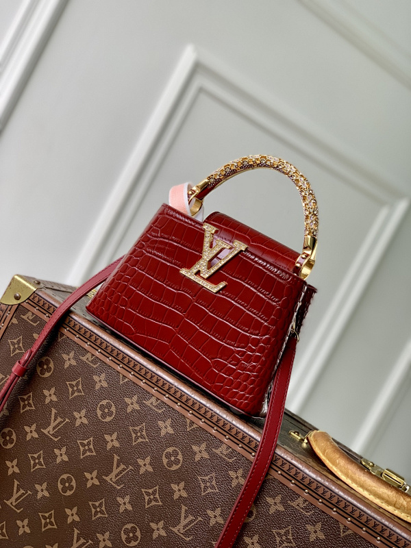Louis Vuitton necklace