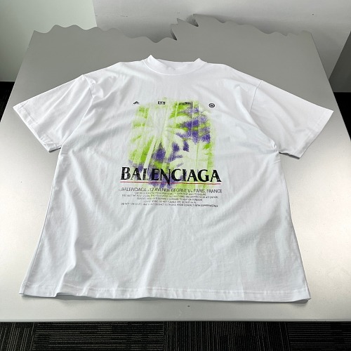 Tee from Scarlettluxury