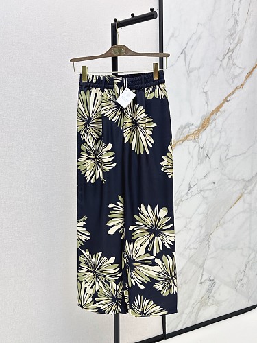 Pants from Scarlettluxury
