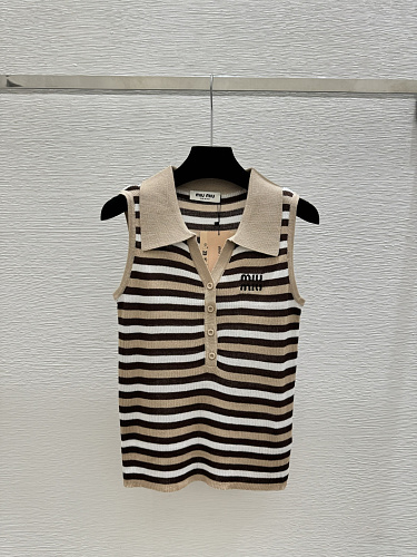 Sweater from Scarlettluxury