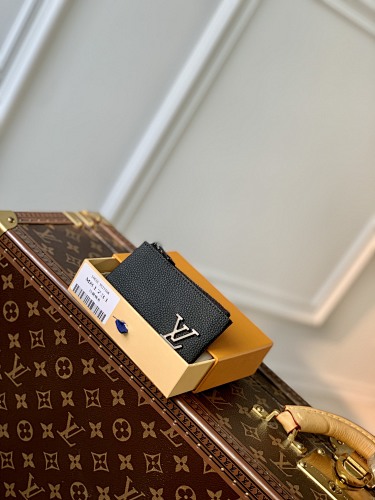 Coin purse from Scarlettluxury