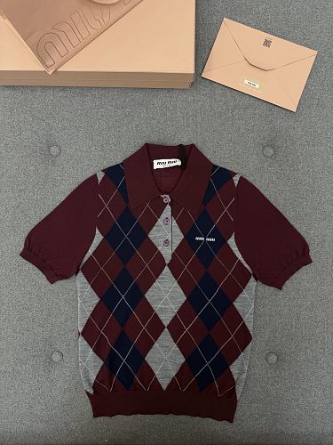 Sweater from Scarlettluxury